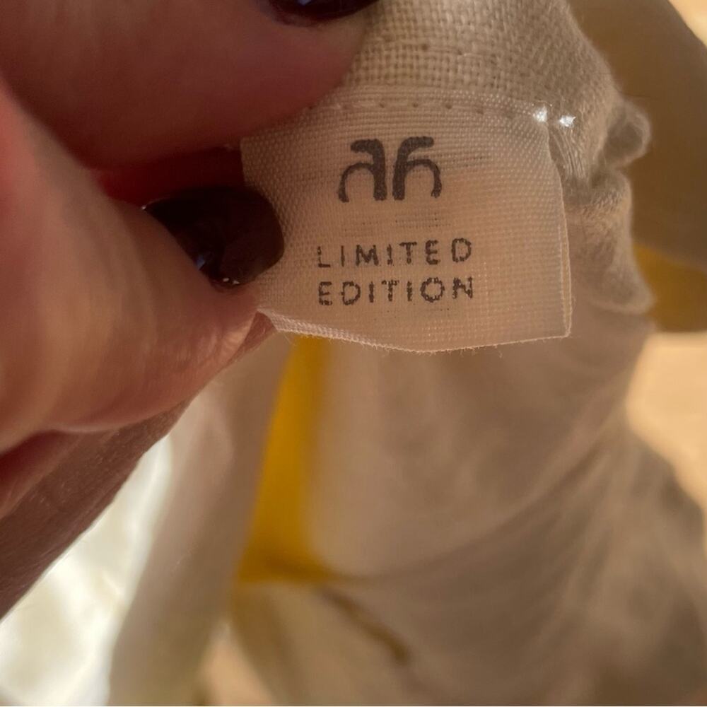 100% Linen All That Remains Relaxed Trouser Pants in Almond Beige US Size 6 NWOT - Picture 7 of 10